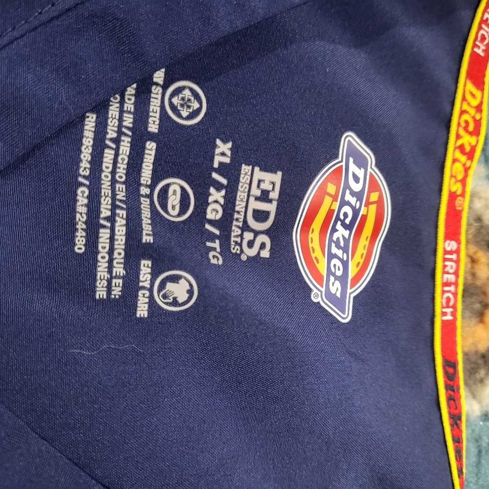 Dickies stretch scrub top